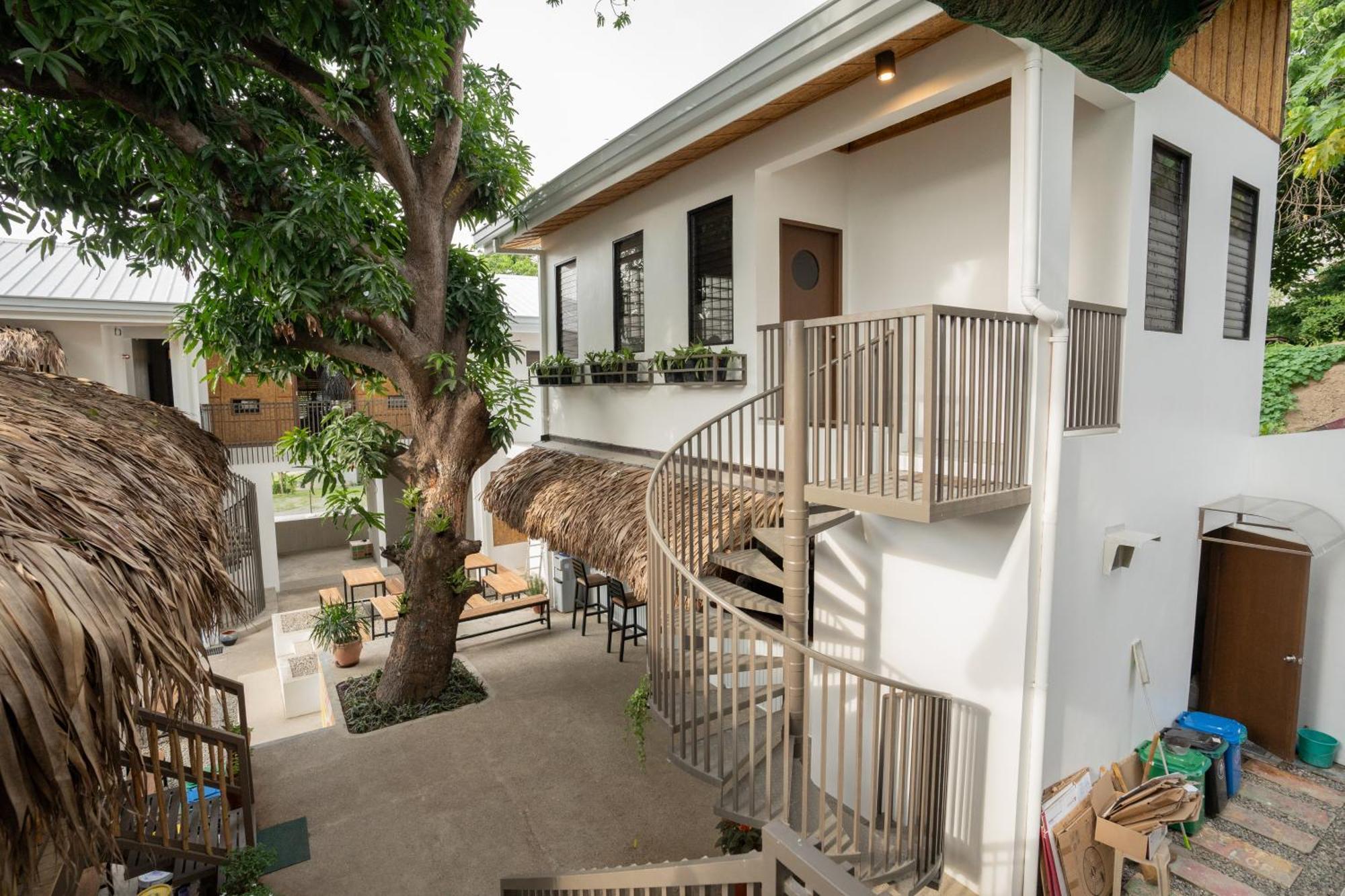 The Circle Hostel, La Union San Fernando City  Екстериор снимка